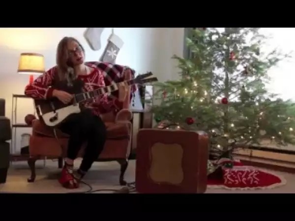 Video: Willow Stephens – White Christmas (Cover)